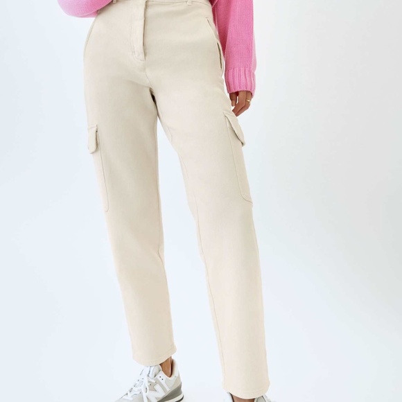 Aritzia Wilfred Free Modern Cargo Pant - Picture 5 of 5